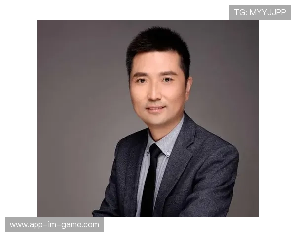 中国企业家转型足球明星 助力业余联赛与商业发展双赢之路